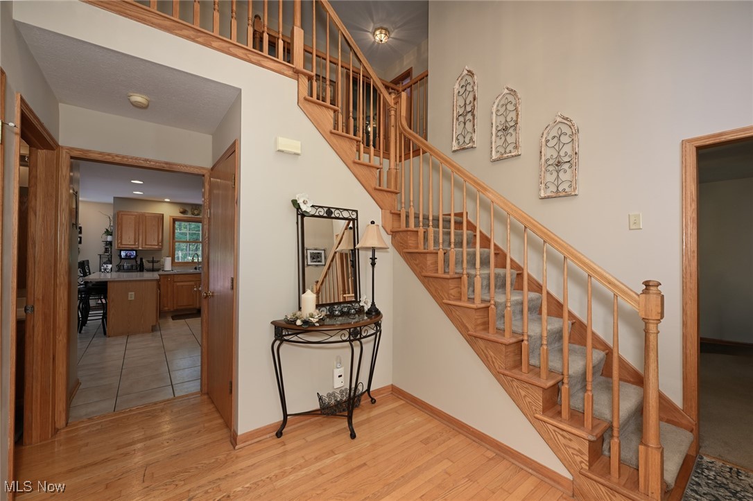 Middlefield, Ohio 44062, United States, 4 Bedrooms Bedrooms, ,3 BathroomsBathrooms,Residential,Active,191914