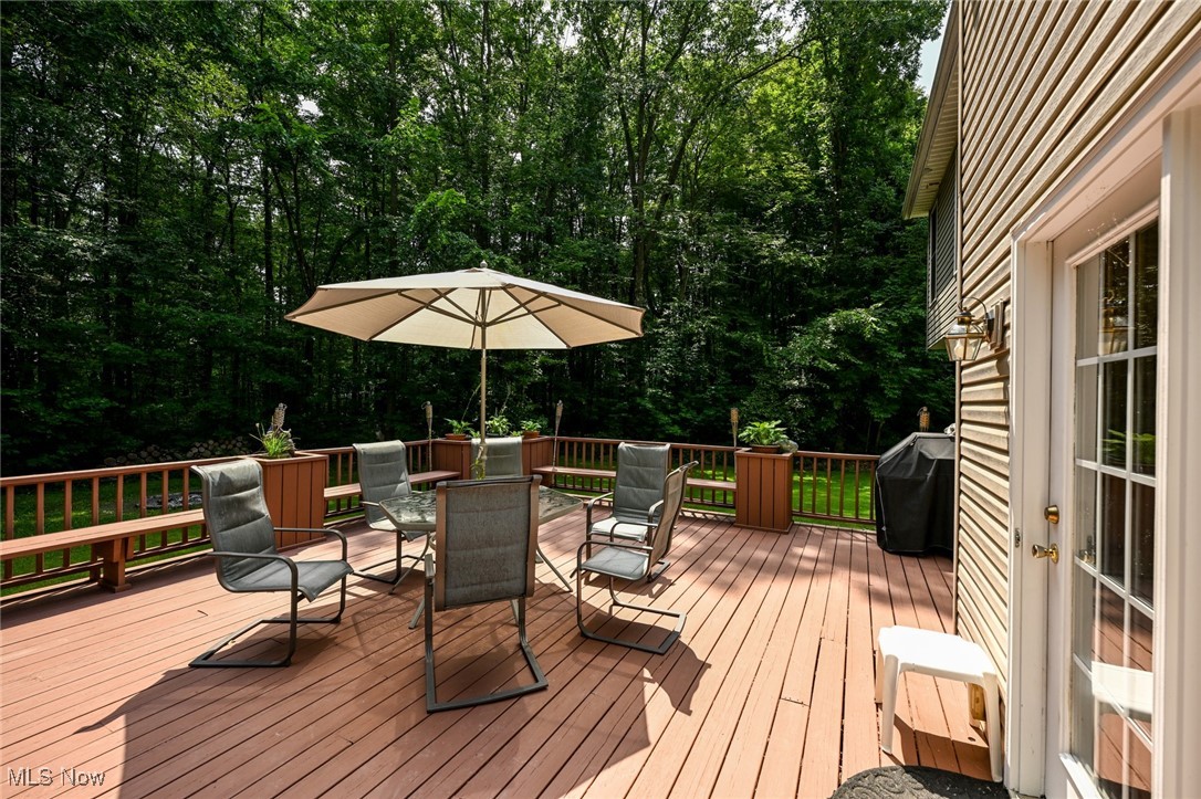 Middlefield, Ohio 44062, United States, 4 Bedrooms Bedrooms, ,3 BathroomsBathrooms,Residential,Active,191914