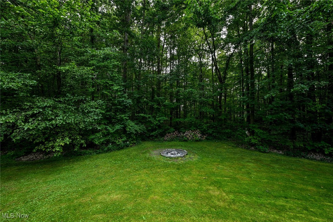 Middlefield, Ohio 44062, United States, 4 Bedrooms Bedrooms, ,3 BathroomsBathrooms,Residential,Active,191914