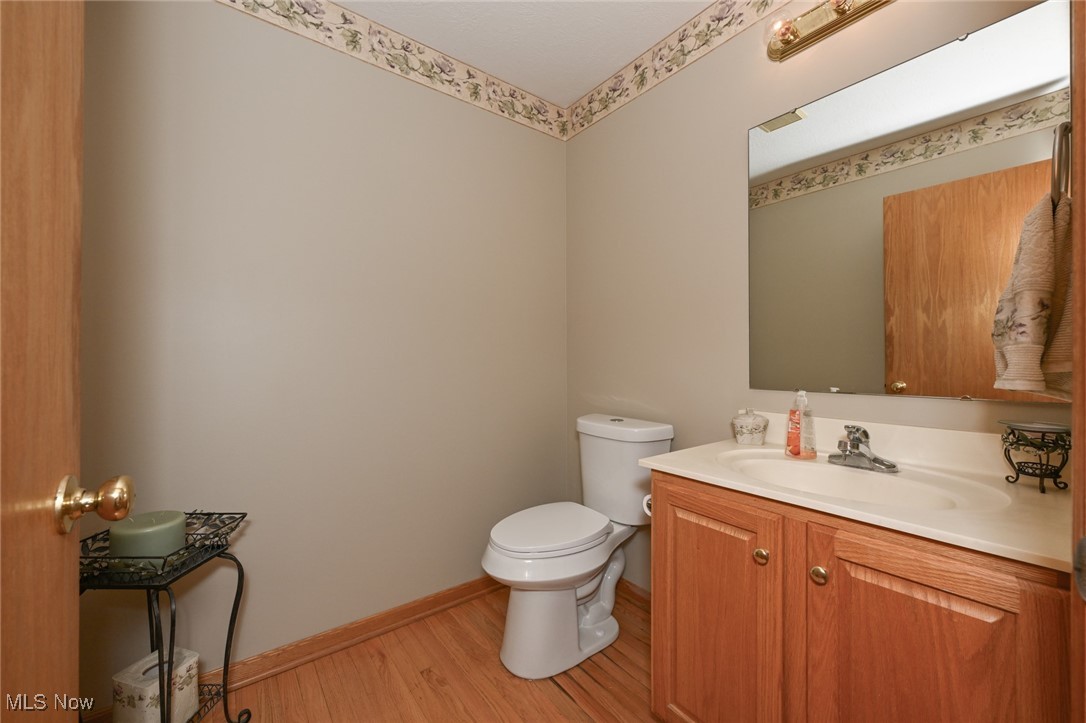 Middlefield, Ohio 44062, United States, 4 Bedrooms Bedrooms, ,3 BathroomsBathrooms,Residential,Active,191914