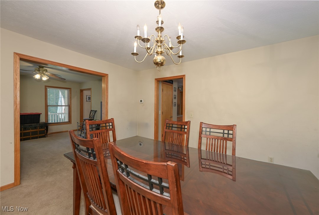 Middlefield, Ohio 44062, United States, 4 Bedrooms Bedrooms, ,3 BathroomsBathrooms,Residential,Active,191914