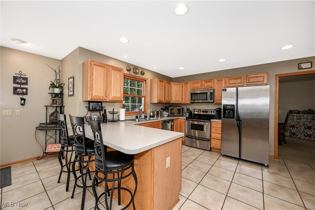 Middlefield, Ohio 44062, United States, 4 Bedrooms Bedrooms, ,3 BathroomsBathrooms,Residential,Active,191914