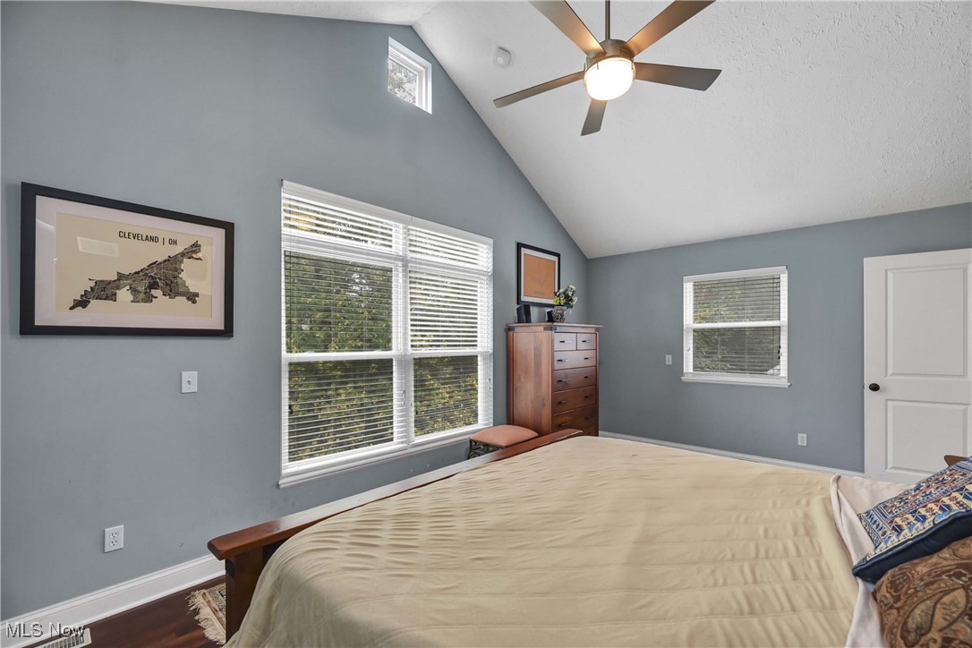 Mcintosh Farms / Barnsley Way - Residential