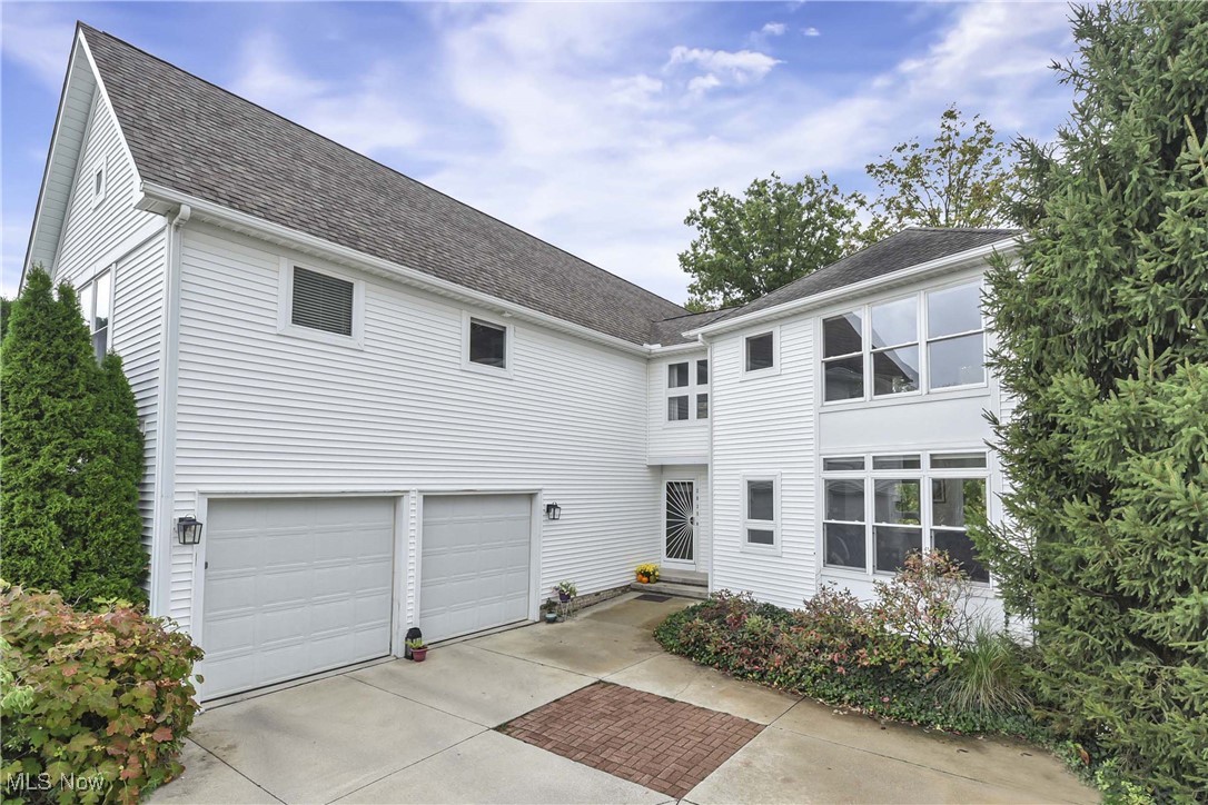 Mcintosh Farms / Barnsley Way - Residential