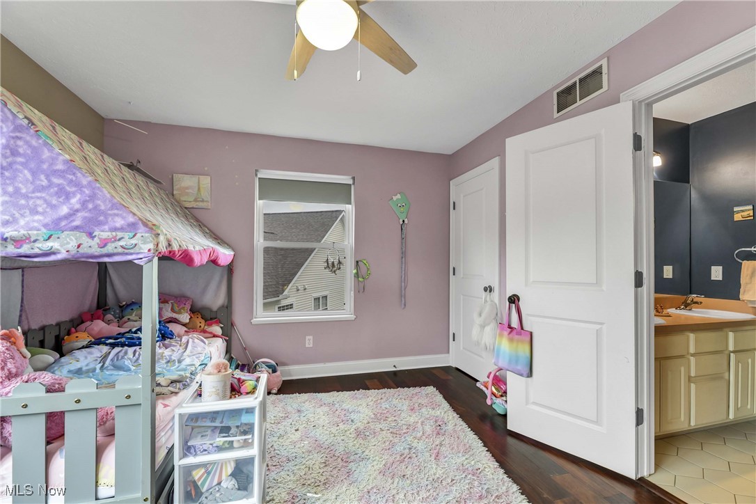 Mcintosh Farms / Barnsley Way - Residential