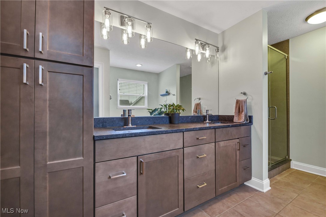 Mcintosh Farms / Barnsley Way - Residential