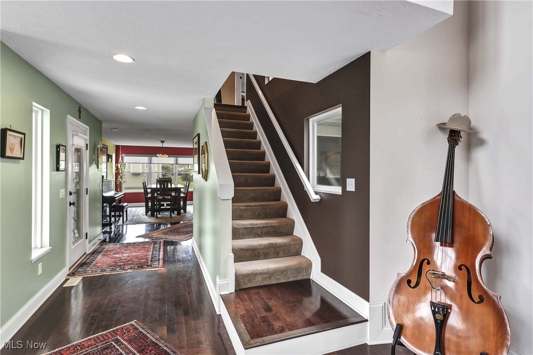 Mcintosh Farms / Barnsley Way - Residential