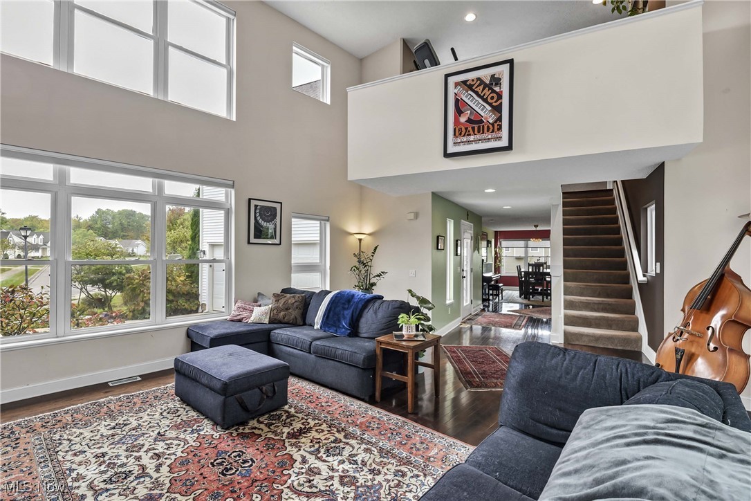 Mcintosh Farms / Barnsley Way - Residential