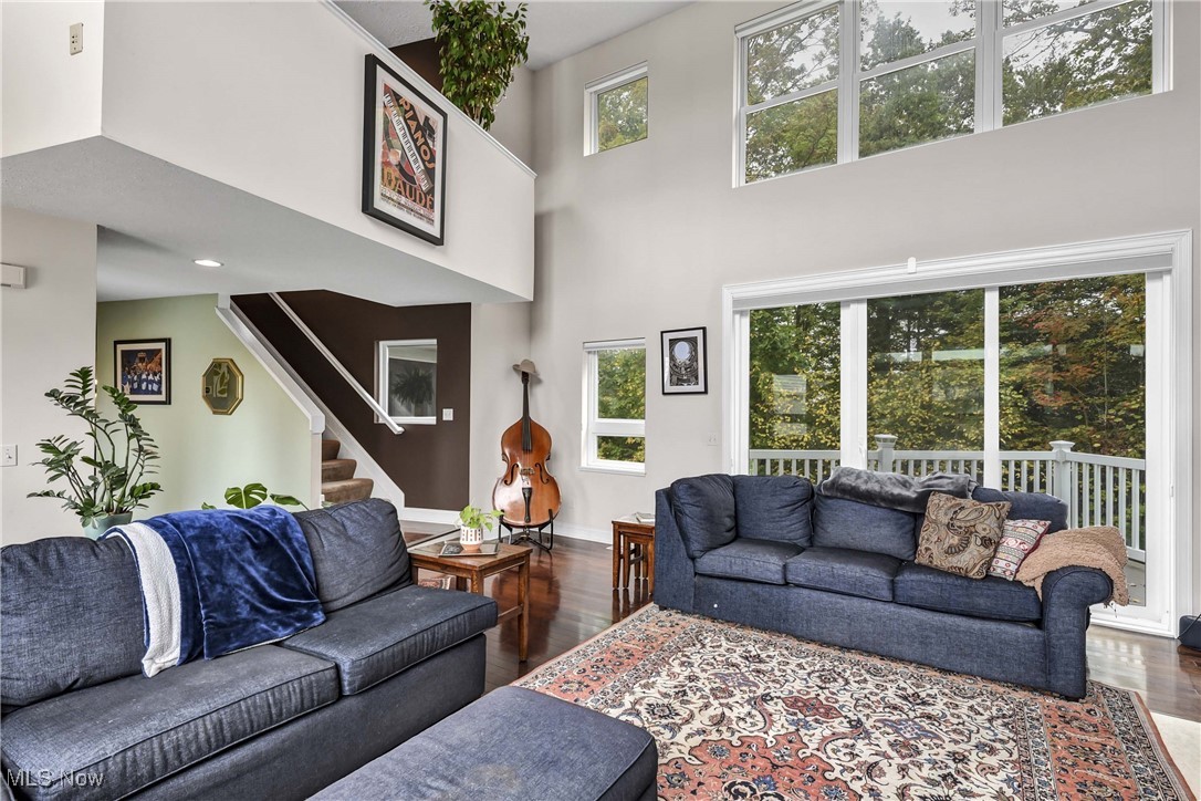 Mcintosh Farms / Barnsley Way - Residential