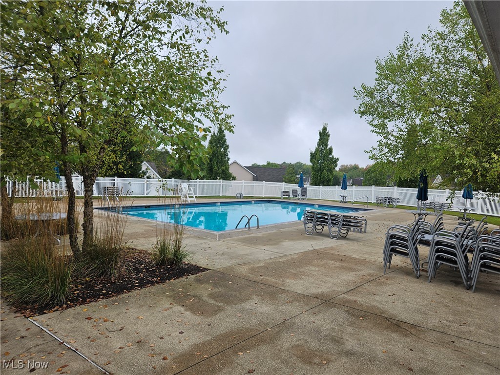 Mcintosh Farms / Barnsley Way - Residential