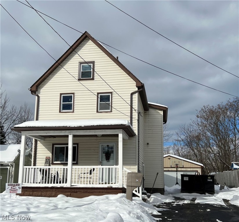 2 Story Home located in Girard. This home features 4 bedrooms Large Eat in Kitchen, full basement and 2 car garage