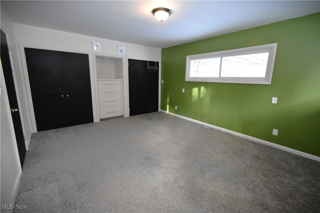 Colonial Manor - Residential