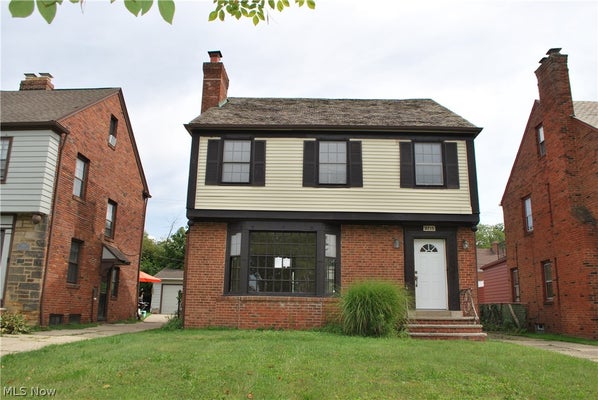 3715 STRATHAVON RD, CLEVELAND, OH 44120 - Image f5d331b8c8c31ff3294bb7b68b8eb88d/2591084663