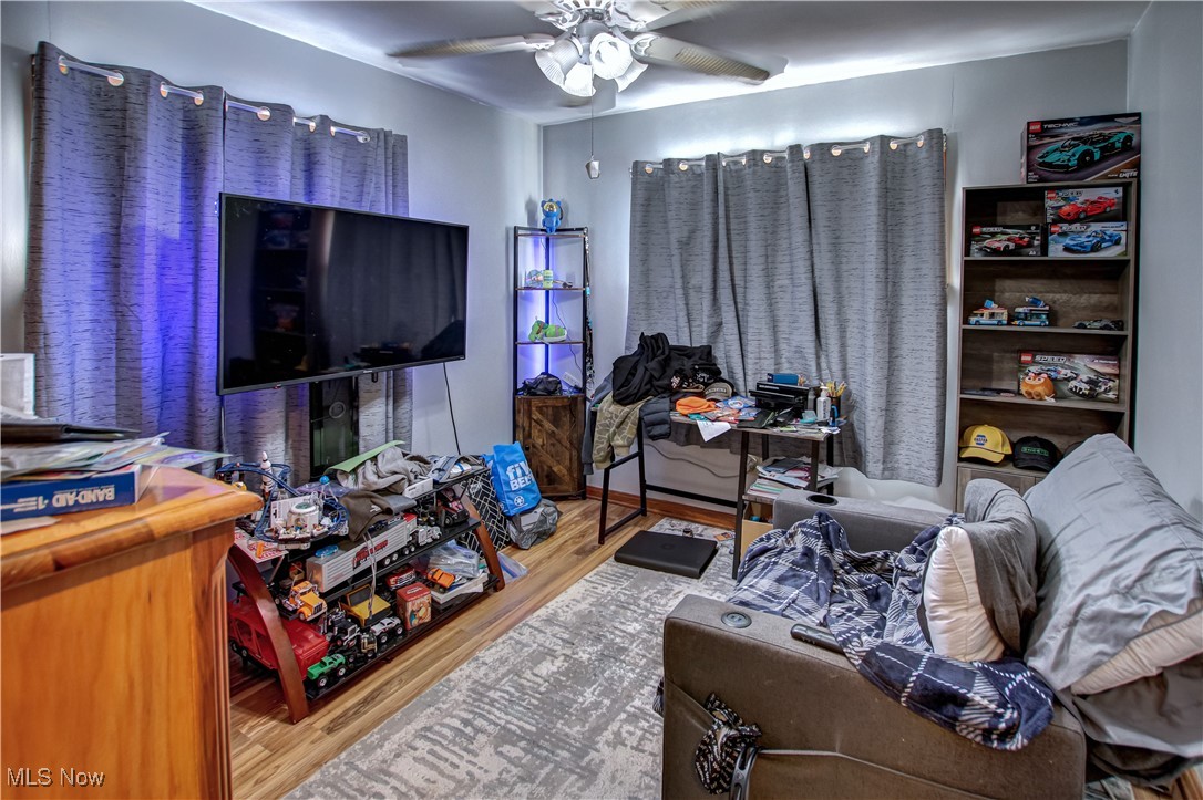 East Barberton - Residential Income