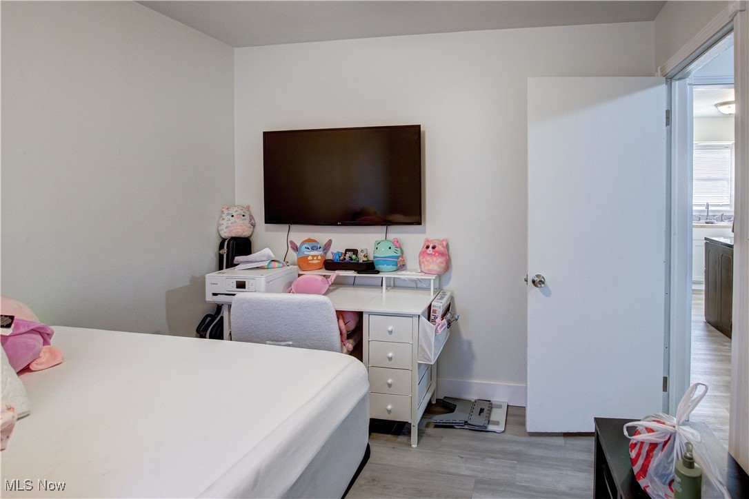 East Barberton - Residential Income