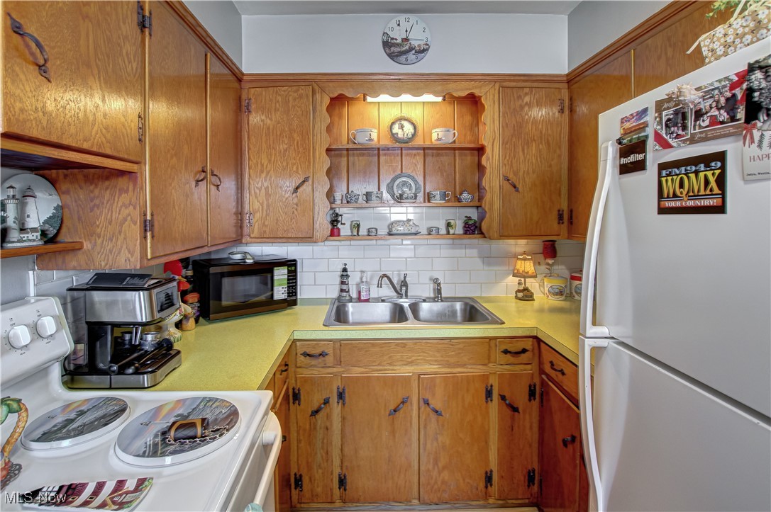 East Barberton - Residential Income