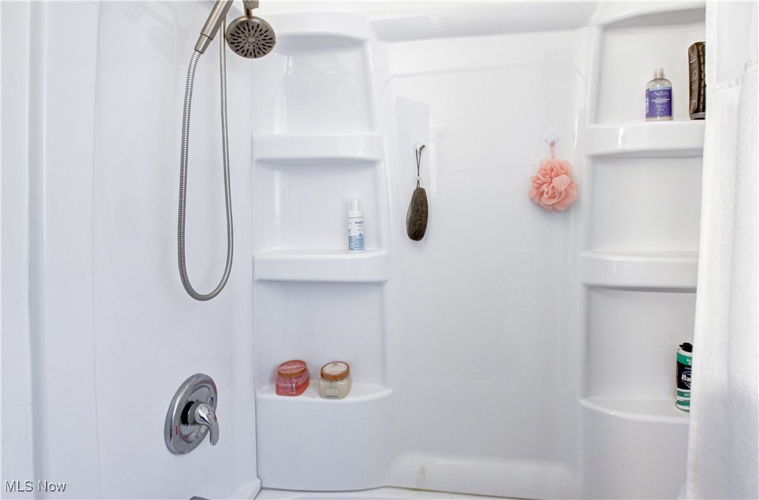 East Barberton - Residential Income