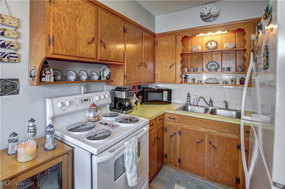 East Barberton - Residential Income