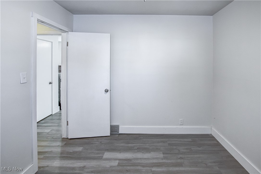 East Barberton - Residential Income