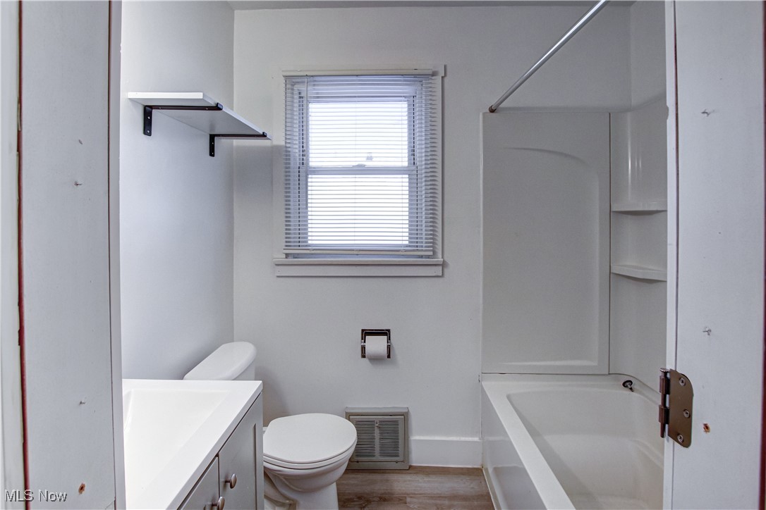 East Barberton - Residential Income