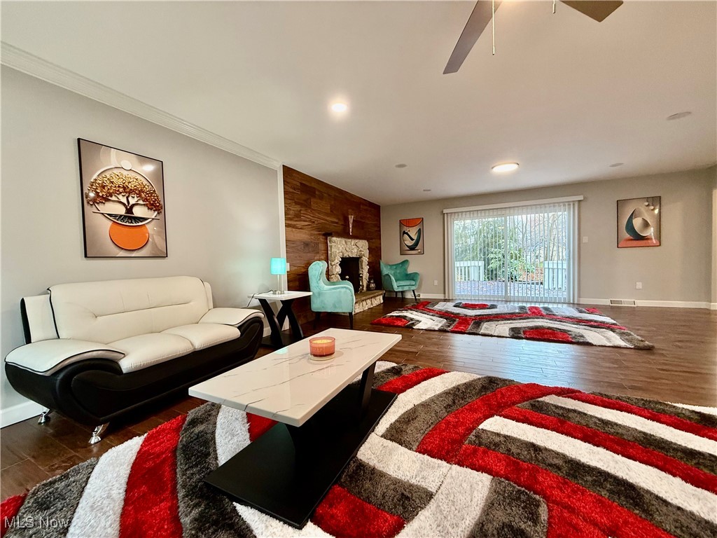 Pine Lake Estates - Residential