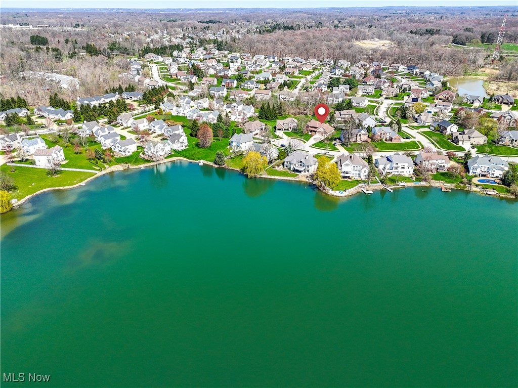 5027 Lake Breeze Landing, Stow, Ohio image 43