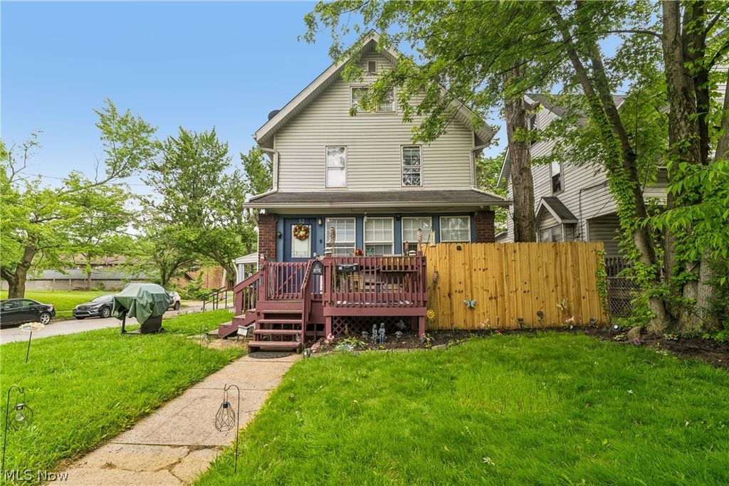 Photo of 52 E Brookside Avenue, Akron, OH 44301 (MLS # 5210809)