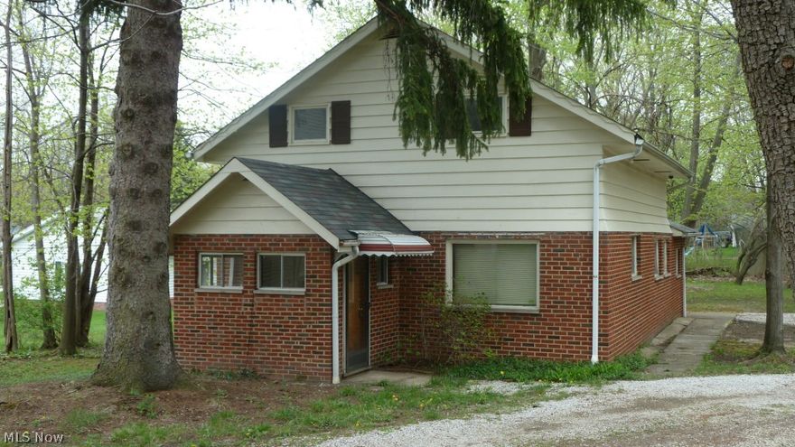 Well maintained three bedroom colonial. Cute new kitchen(2011), new full bath and remodeled full bath(2012), updated electric (2010), new roof tear off (2008). Half bath in basement with new sink. Whole house fan and master bedroom with wall A/C unit. All appliances stay. Over half acre, sitting back off the road, offering a great setting; private and quiet. Two parcels, includes additional rear parcel. Great location near schools, golf course, shopping and freeway.