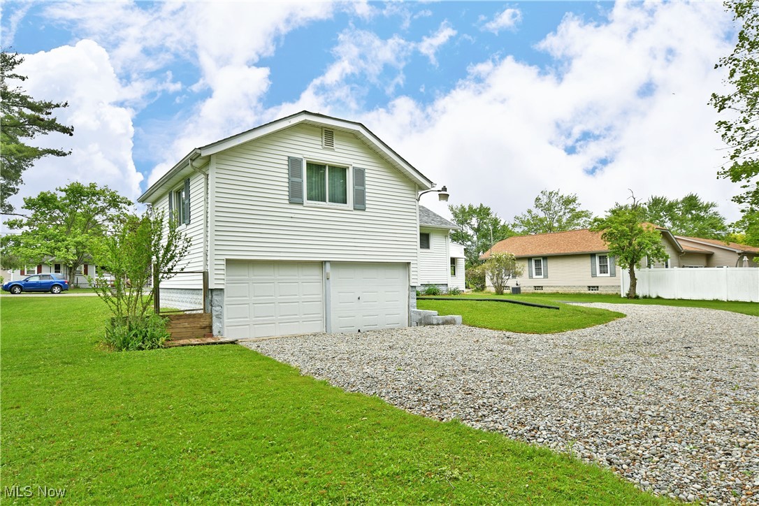 140 Raymond Avenue, Warren, Ohio image 42