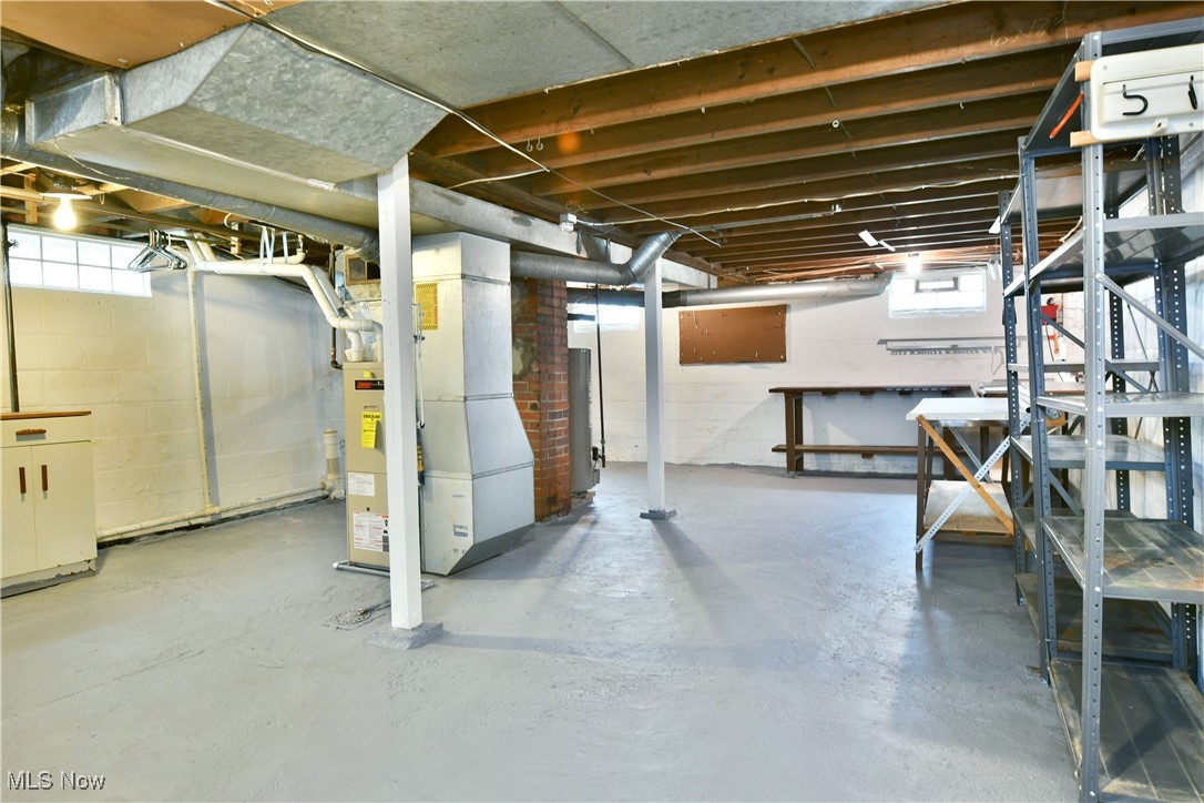 140 Raymond Avenue, Warren, Ohio image 34