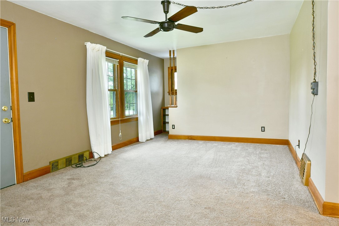 140 Raymond Avenue, Warren, Ohio image 8