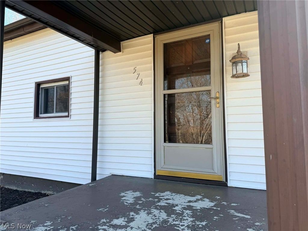 Photo of 574 Brighton Boulevard, Zanesville, OH 43701 (MLS # 5189750)