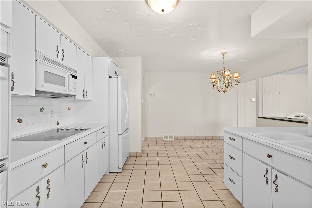 Berkeley Plaza Estates 01 - Residential