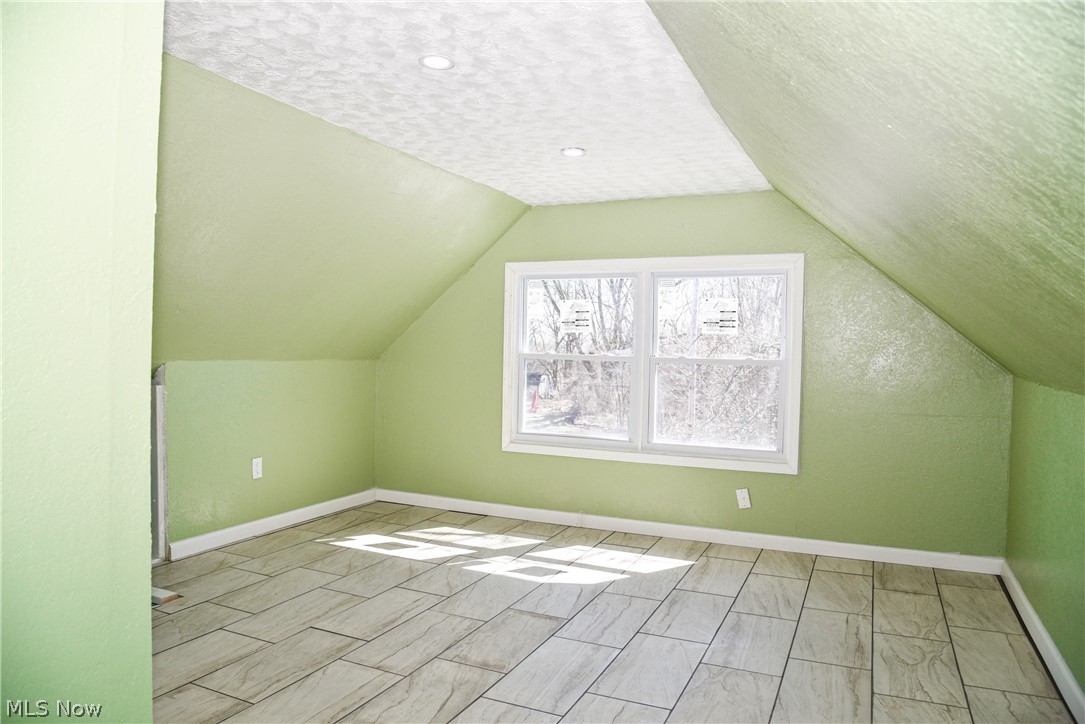 Falor - Residential Income