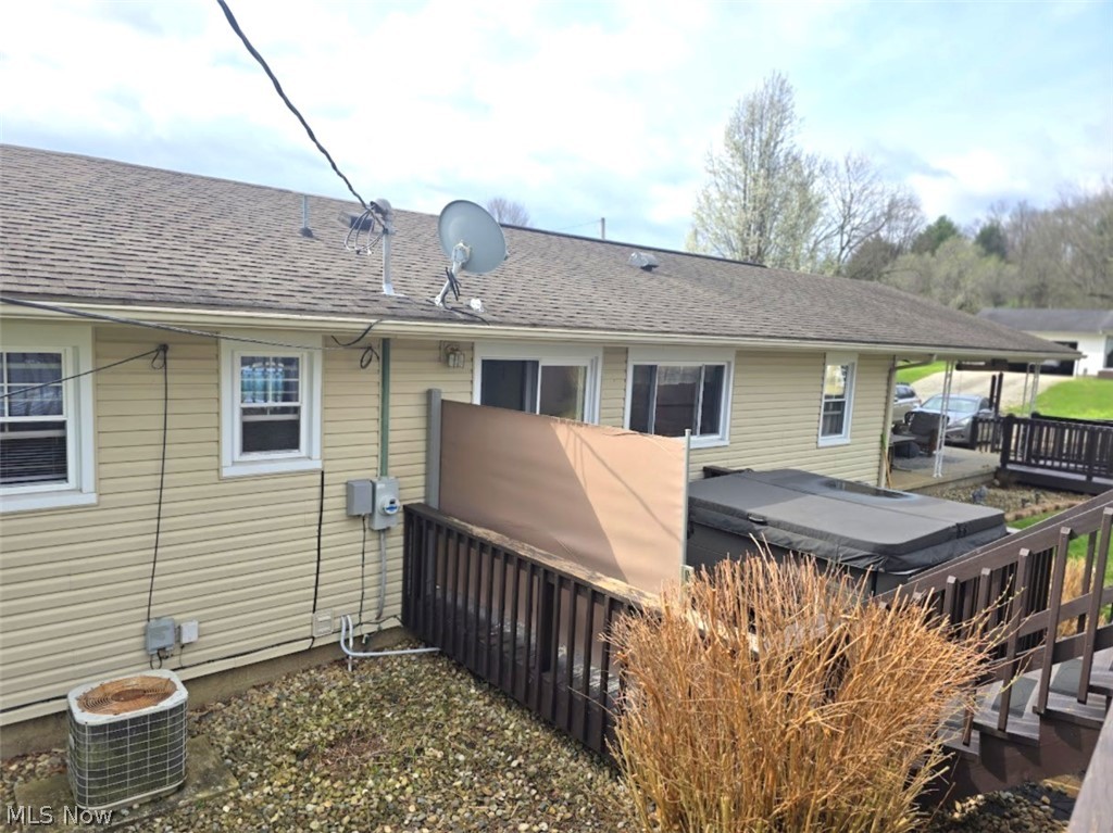 Robert E Jonards 1st Add - Residential