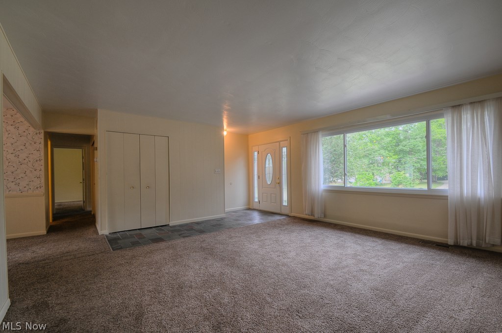 Four Seasons - Residential