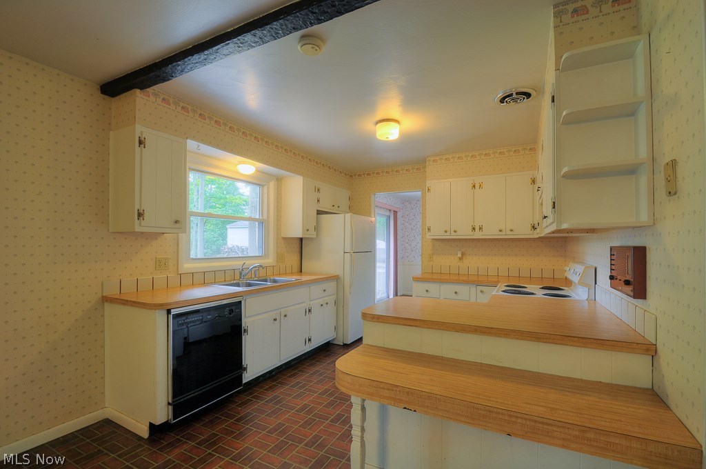 Four Seasons - Residential