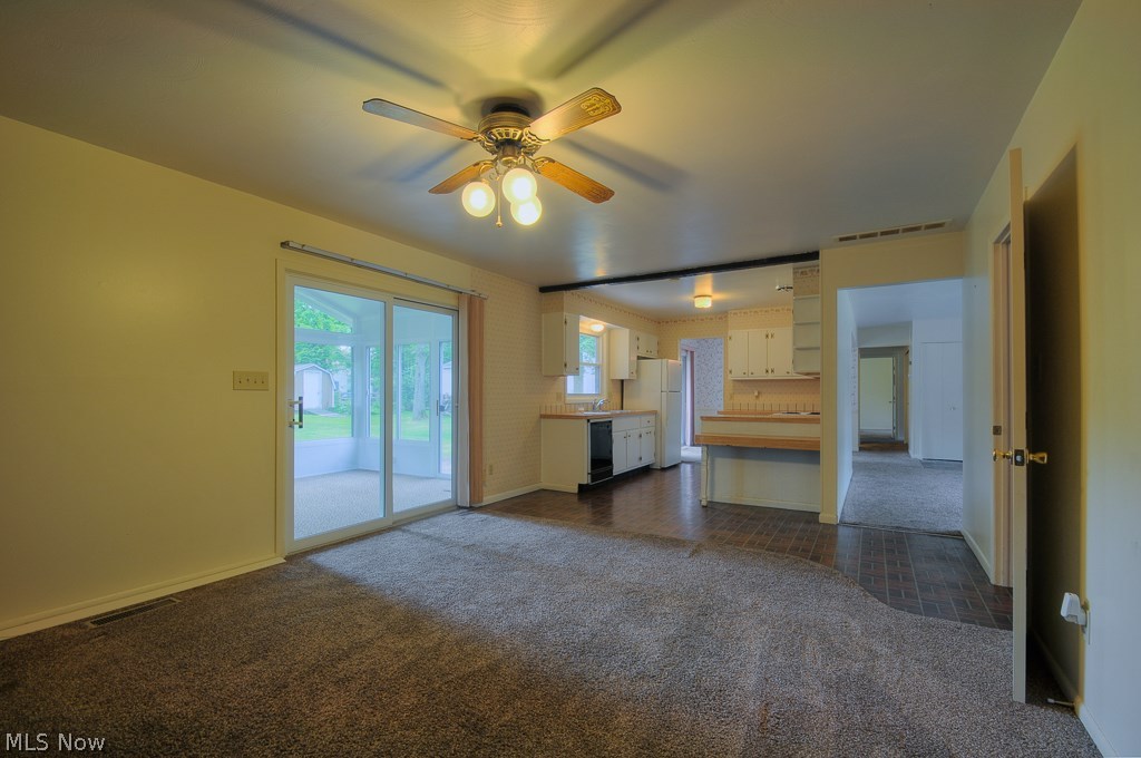 Four Seasons - Residential