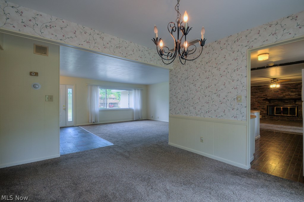 Four Seasons - Residential