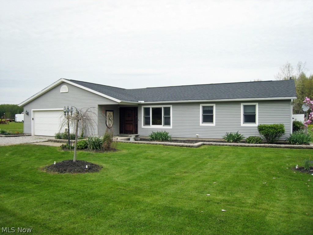 Take a look at this beautiful Ranch built in 1992. From the moment you reach the front door you'll be in love with your new home! Quality custom front door is the first sign that this home is a step above & the rest of the home matches the quality & prestige. Once inside the front door you're welcomed by the spacious open intelligent floor plan which showcases the beautifully remodeled kitchen, dining room, & foyer. The great room is to the left & behind the garage. The great room is huge with a large corner fireplace, space for extra large furniture & tv area. The great room leads out onto the patio which is also accessible directly from the kitchen. The property is large with a portion of the yard fenced off around the back of the home. Currently there is a vinyl privacy fence running down both sides of the yard with a picket fence at the back of the fenced portion. (Yard extends past the picket fence.) This home is a must see and you'll be WOWED! Schedule your showing today!