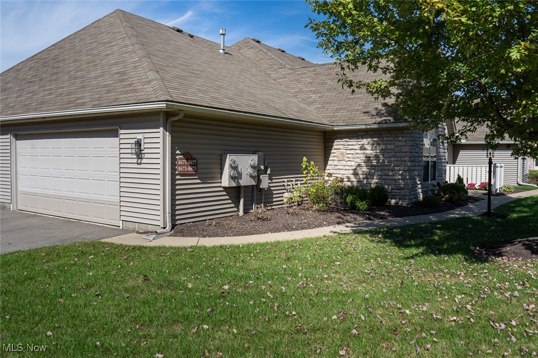 Scotsbury Green Condos - Residential