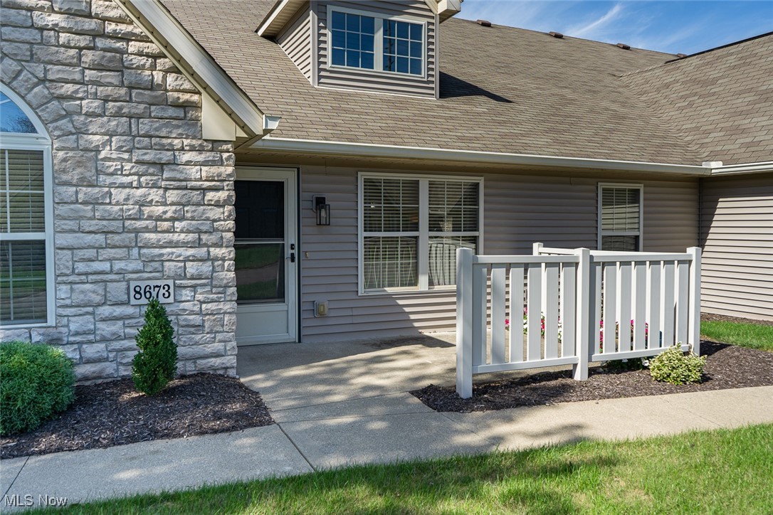 Scotsbury Green Condos - Residential