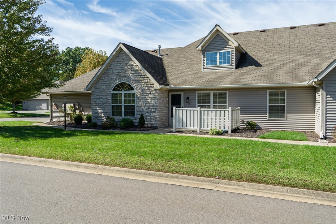 Scotsbury Green Condos - Residential