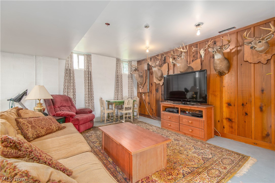 Waring-Luce Allotment - Residential