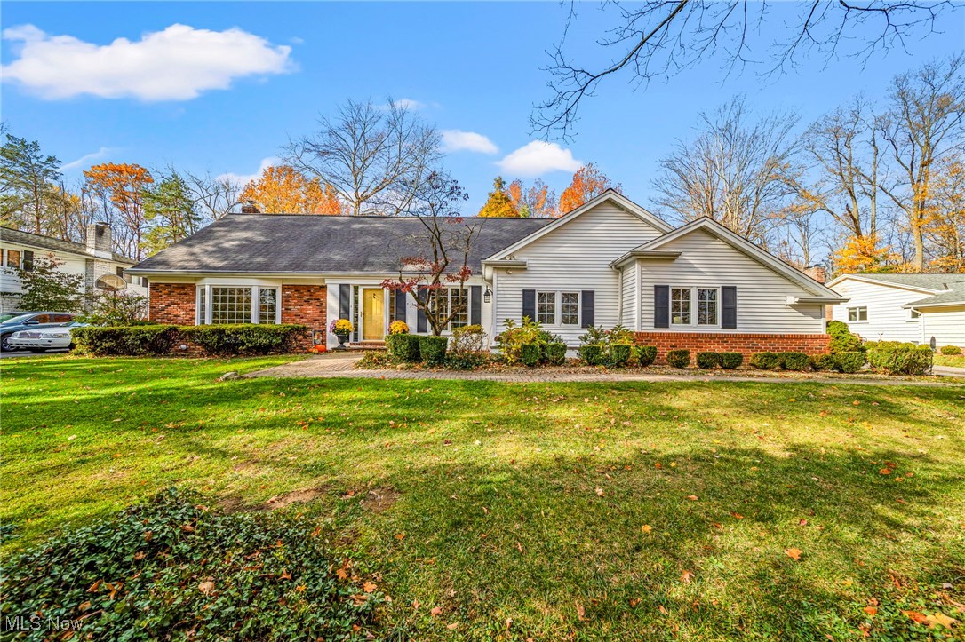 Kenwood Gardens 02-B - Residential