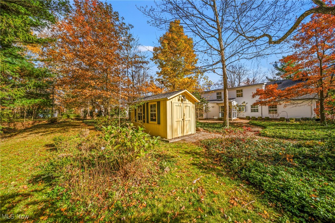 Kenwood Gardens 02-B - Residential