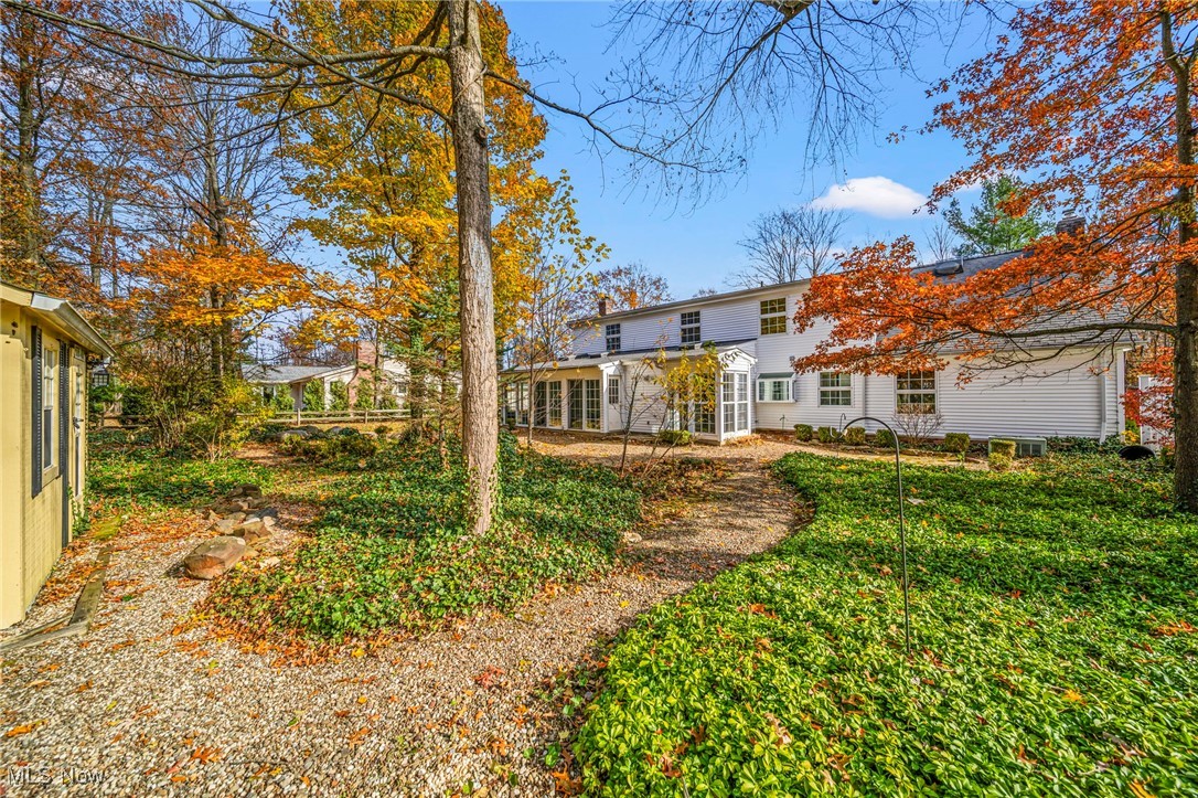 Kenwood Gardens 02-B - Residential