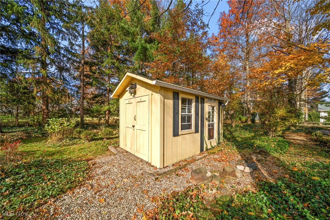 Kenwood Gardens 02-B - Residential