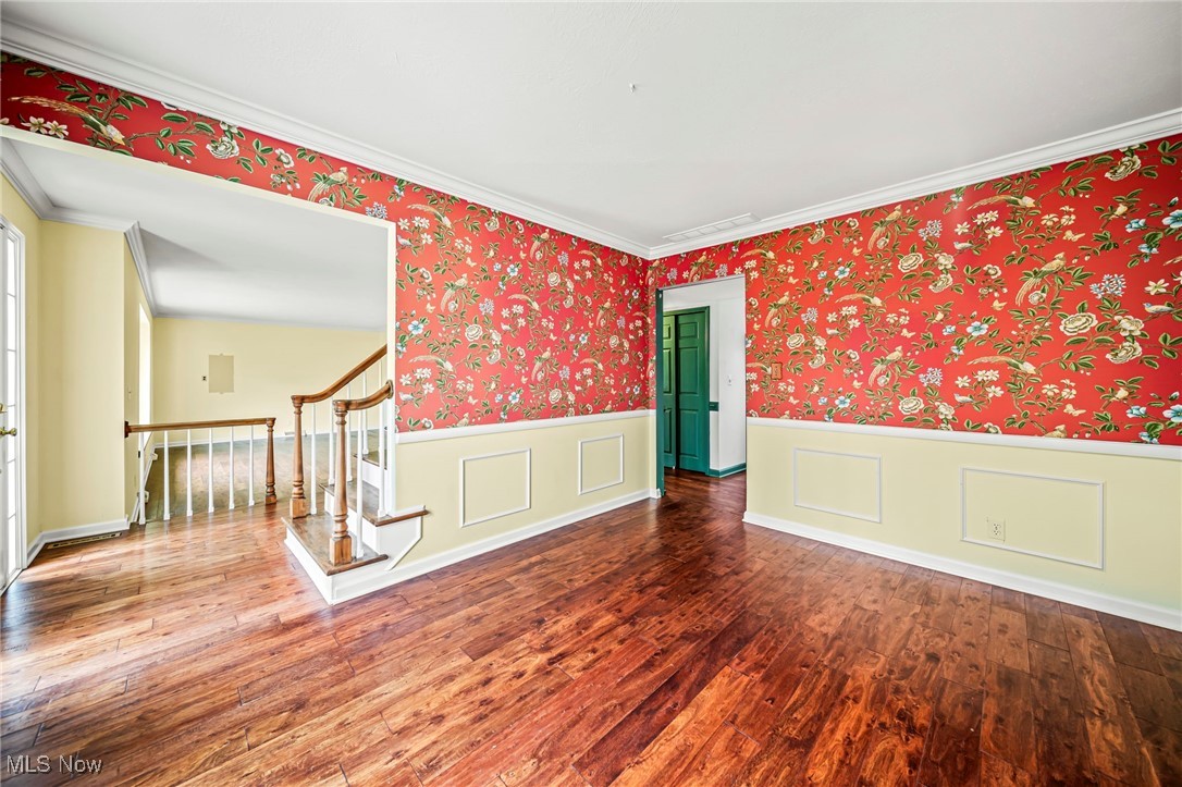 Kenwood Gardens 02-B - Residential