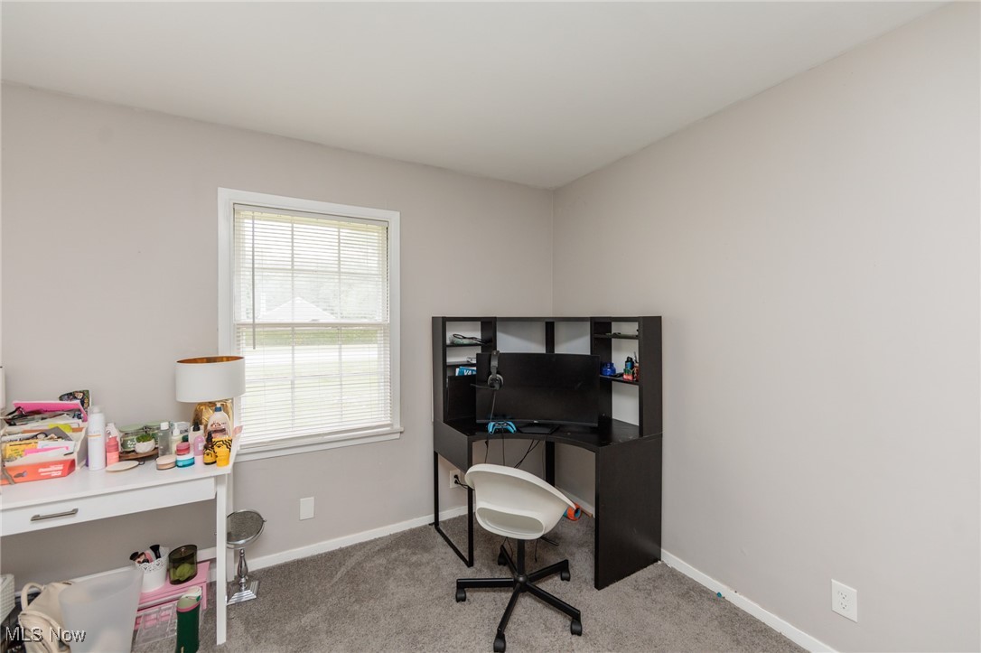 499 Crescent Drive, Berea, Ohio image 30